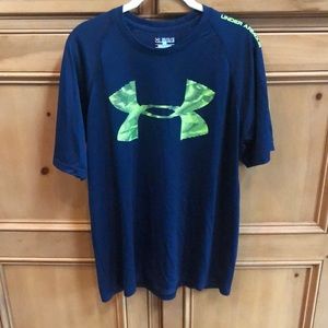 Under Armour Mens Medium Heat Gear Shirt